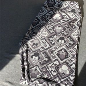 Lularoe leggings size TC